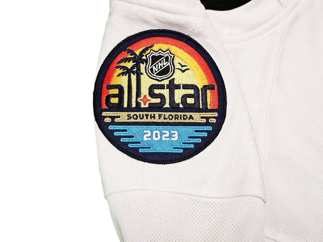 Kraken Matty Beniers Auto White Adidas 2023 ASG Jersey Size 54 1st ASG 2-4-23