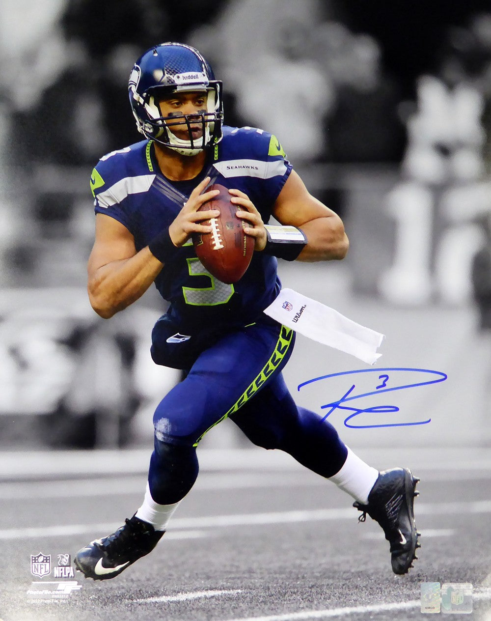 Russell Wilson Signed 16x20 Photo Seattle Seahawks RW Holo