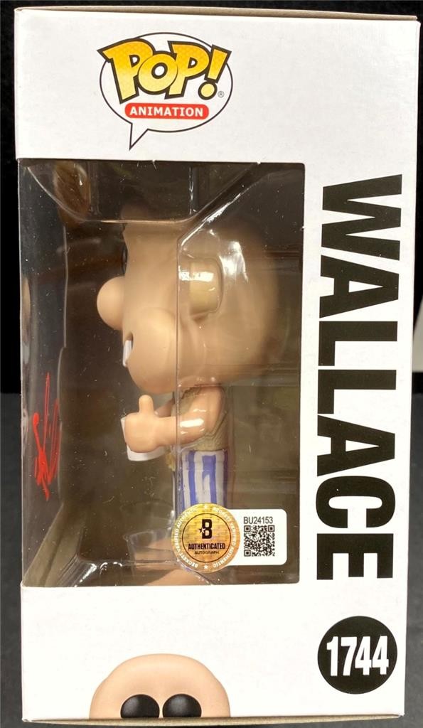 Creator Nick Park signed Wallace & Gromit Funko Pop! #1744 autograph Beckett BAS