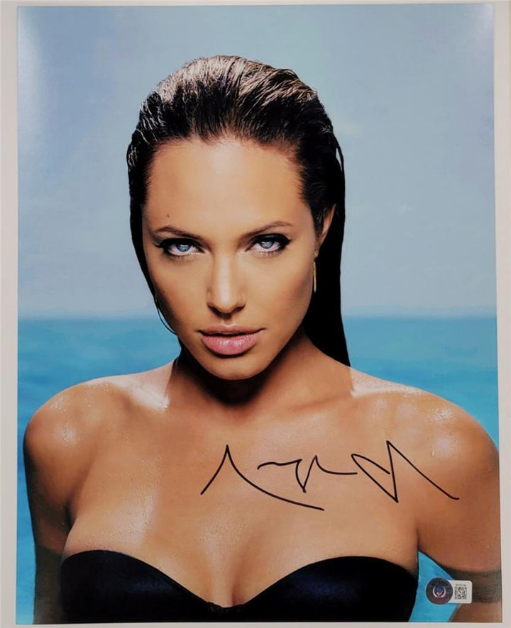 Angelina Jolie signed 11x14 photo autograph actress sexy ~ Beckett BAS