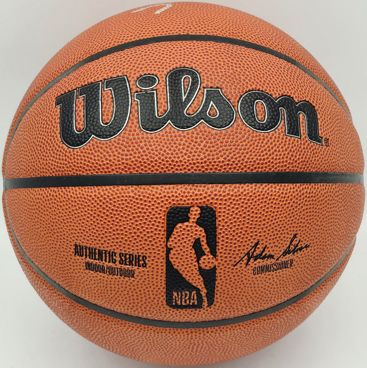 Allen Iverson Auto Authentic Series Indoor/Outdoor Basketball 76ers Beckett Wit