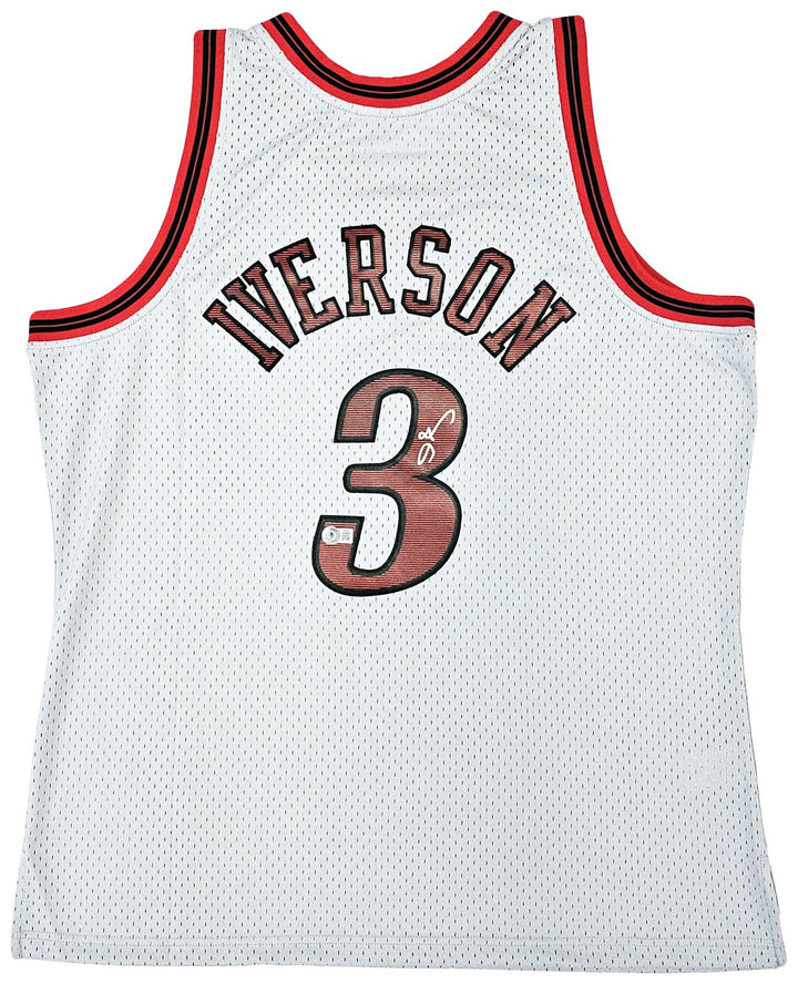 76ers Allen Iverson Auto Grey Auth Mitchell Ness 97 HWC Swingman Jersey XL BAS
