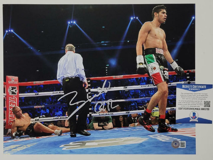 Gilberto Ramirez "Zurdo" signed 11x14 Photo WBO Boxing Champ (K) Beckett BAS COA