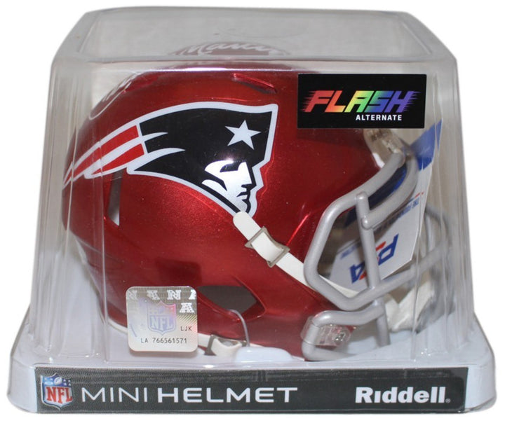 Curtis Martin Autographed New England Patriots Flash Mini Helmet PSA 37033