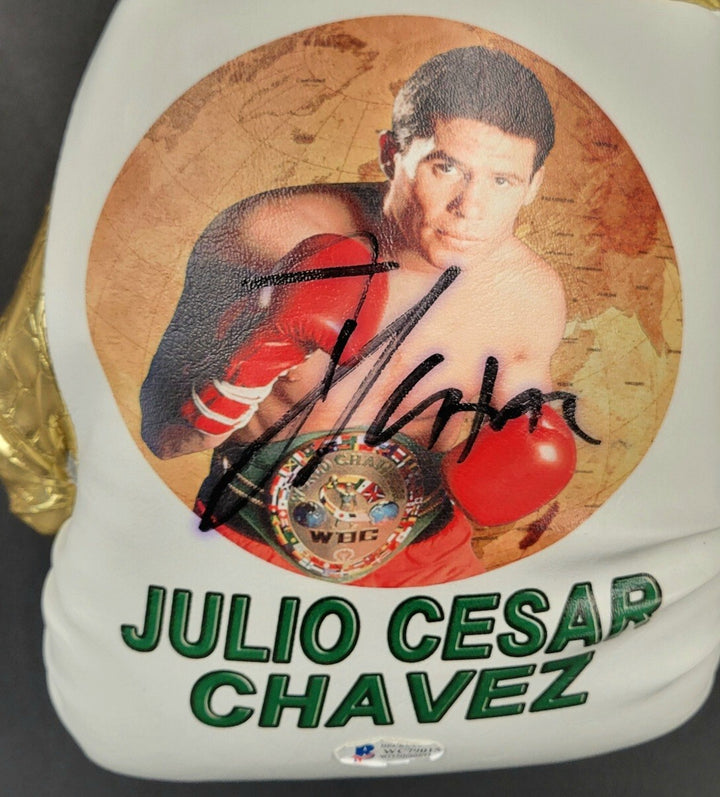 Julio Cesar Chavez autograph signed gold Boxing Glove ~ Beckett Witness BAS COA