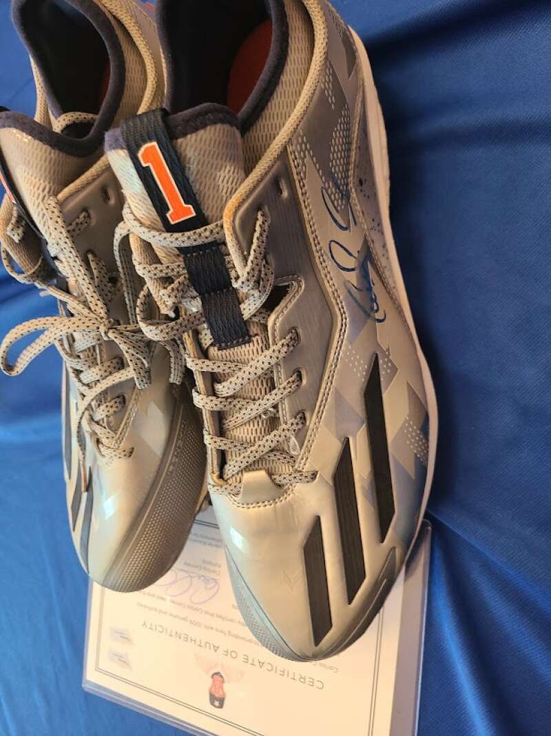 Carlos Correa Fanatics And Correa Coa Autograph Game Used Astro Cleats
