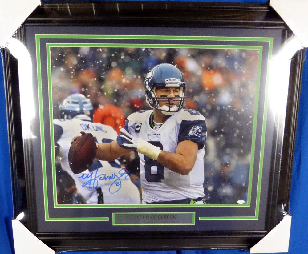 Matt Hasselbeck Autographed Signed Framed 16x20 Photo Seattle Seahawks MCS Holo