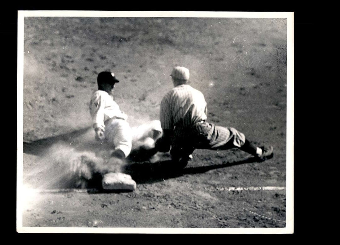 Bucky Harris PSA DNA Signed  8x10 Photo Autograph