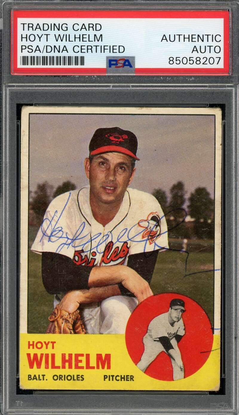 Hoyt Wilhelm PSA DNA Signed 1963 Topps Autograph