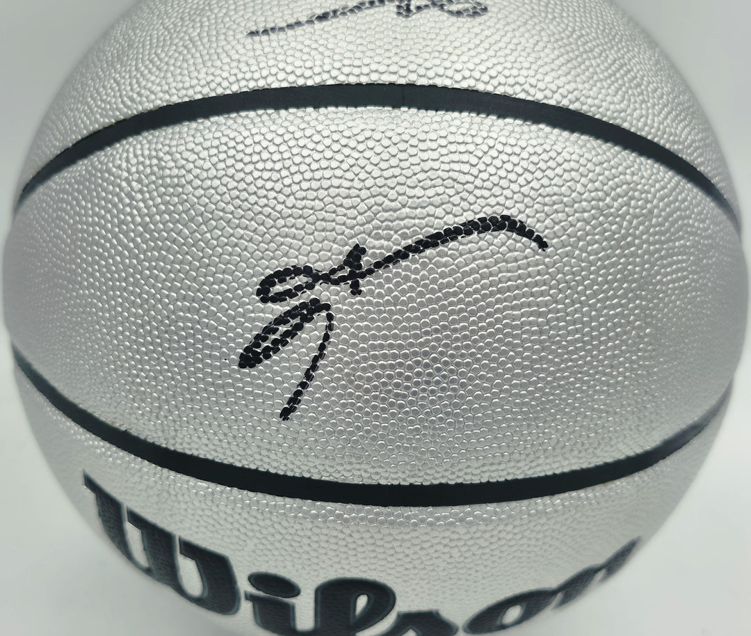 Allen Iverson Auto Platinum Edition Composite Leather Basketball 76ers Beckett