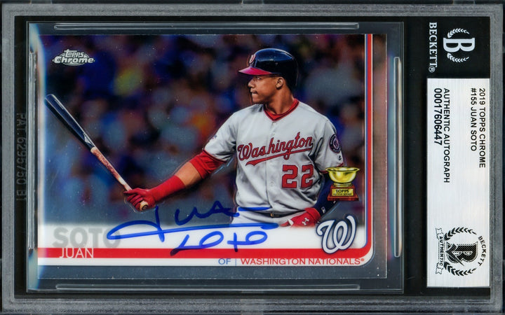 Juan Soto Signed 2019 Topps Chrome Card 155 Nationals Beckett #17606447