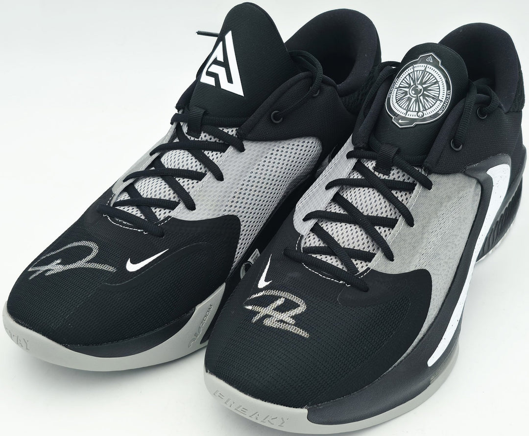 Giannis Signed 2021 PE Promo Baylor Nike Zoom Freak 3 Shoes Size 17 BAS Witness