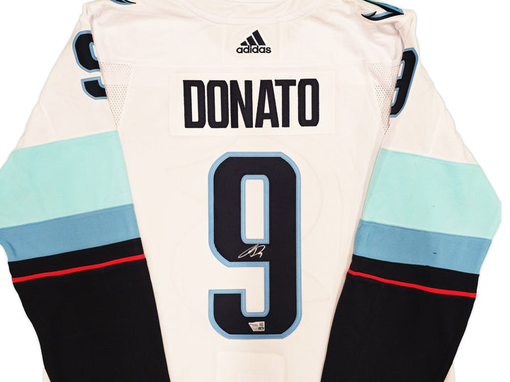 Kraken Ryan Donato Auto White Adidas Auth Jersey Size 54 Inaugural Season Patch
