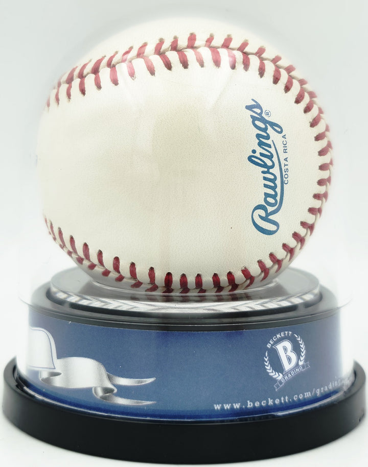 Joe DiMaggio Signed AL Baseball New York Yankees Auto Near Mint/Mint 8 Beckett