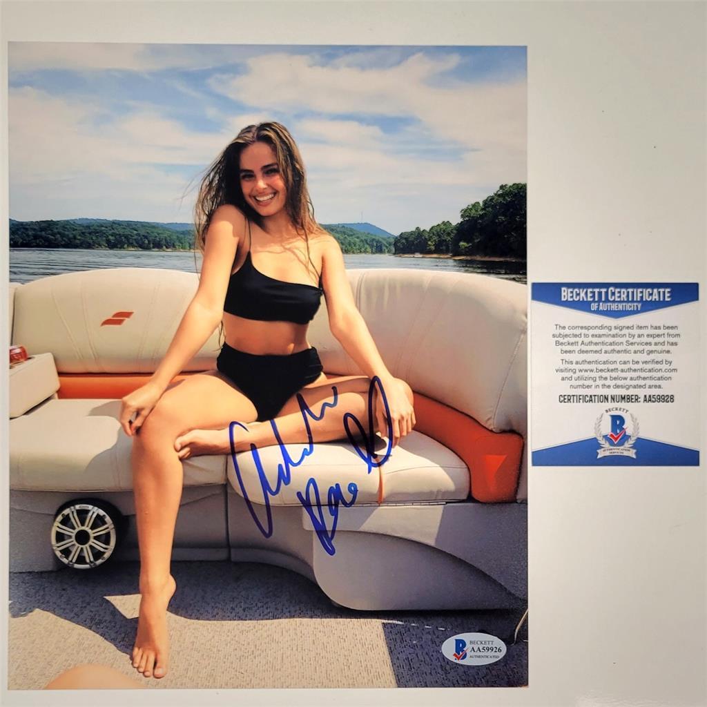 Addison Rae signed Tik Tok Star 8x10 photo Hot autograph ~ Beckett BAS COA