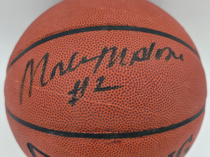 Moses Malone Signed Official NBA Leather Basketball 76ers, Rockets JSA #AV29209