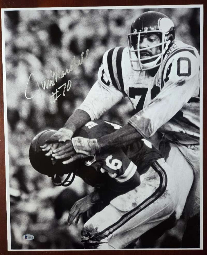 Jim Marshall Beckett BAS Signed 16x20 Photo Autographed Vikings