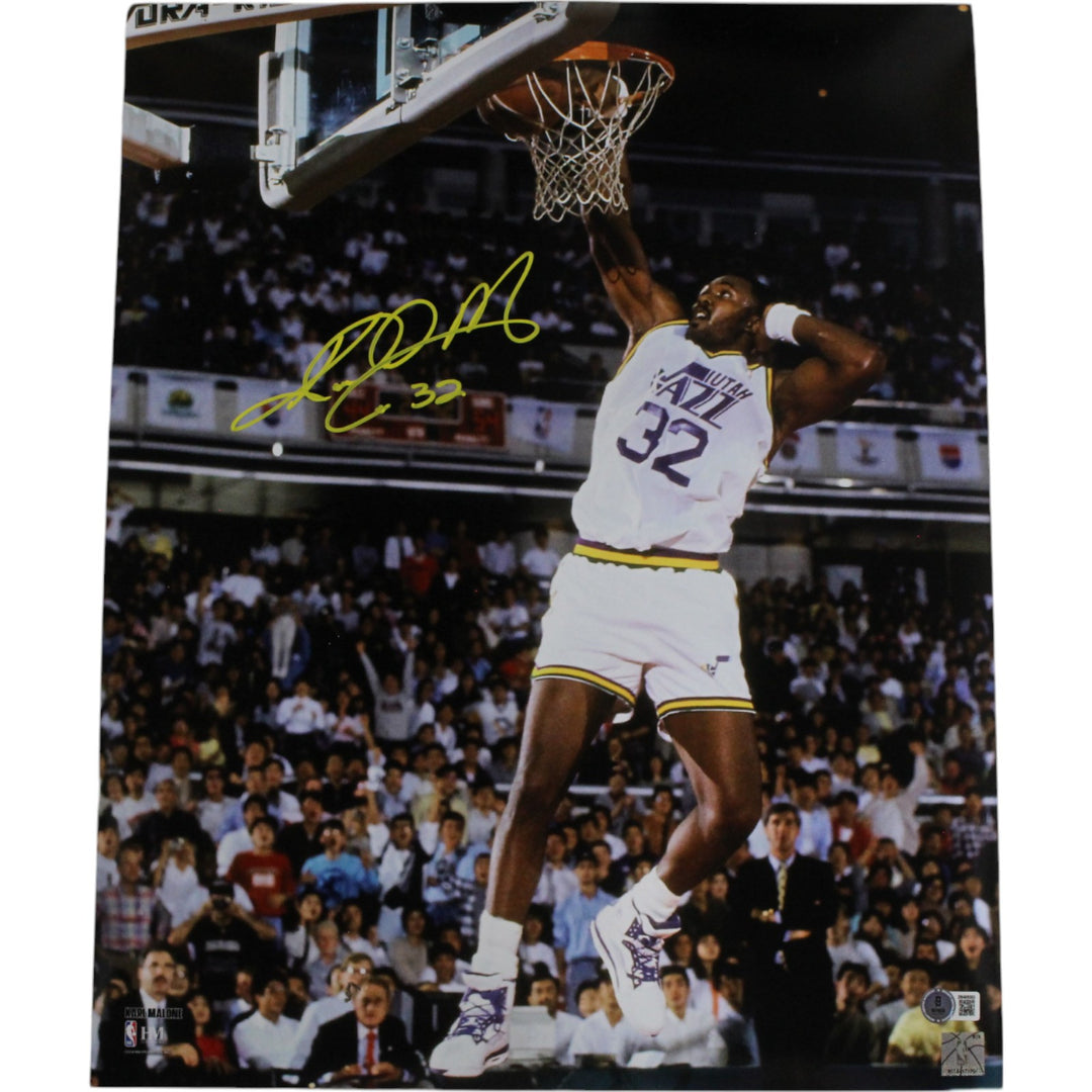 Karl Malone Autographed/Signed Utah Jazz 16x20 Photo Beckett Witness 49282