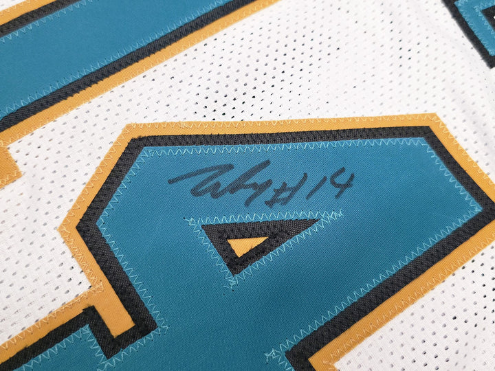 Memphis Grizzlies Zach Edey Signed White Jersey Beckett Witness