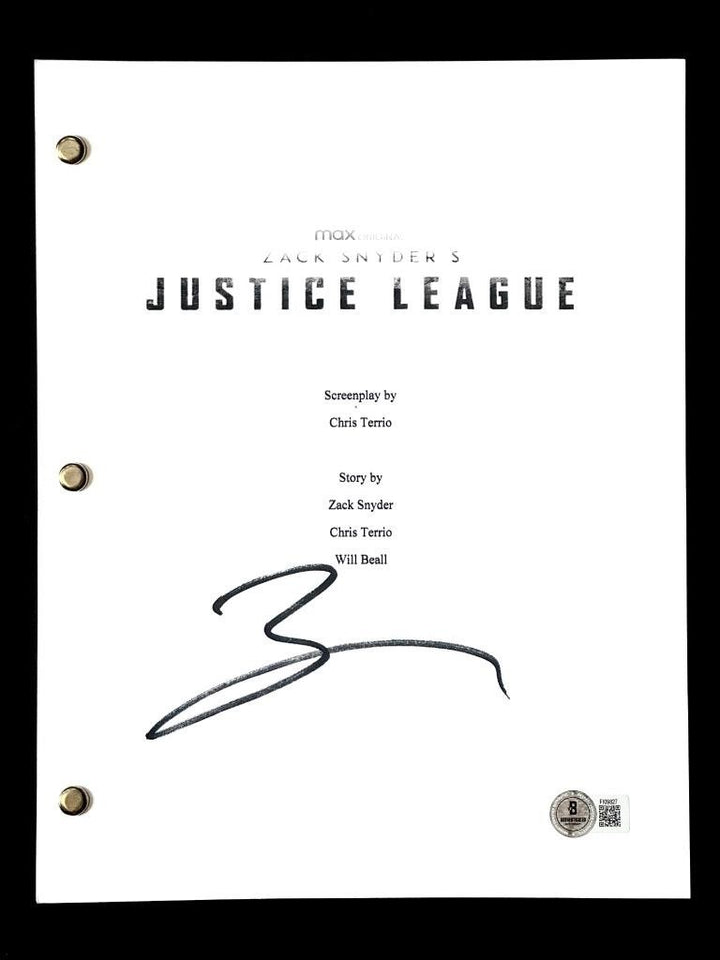 Zack Snyder signed Justice League movie script autograph (C) ~ Beckett BAS