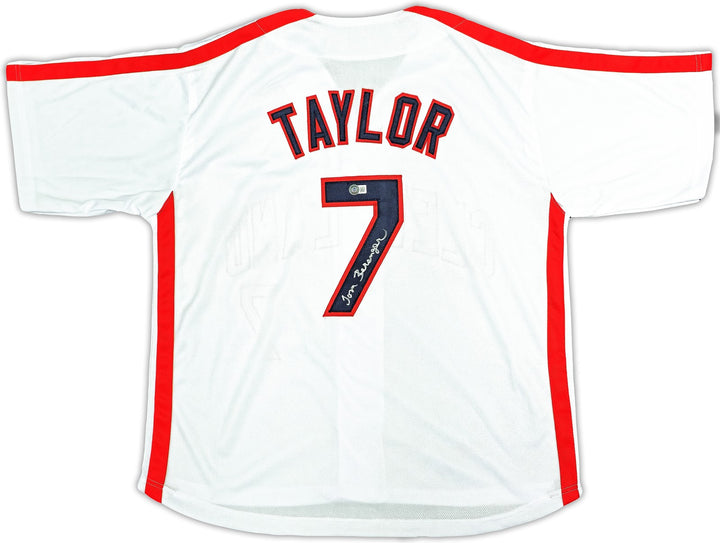 Tom Berenger Auto Signed White Jersey Major League Jake Taylor Beckett Witness
