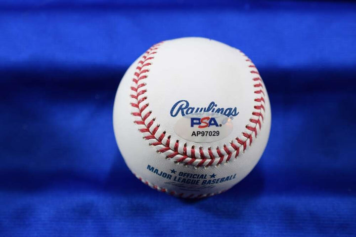 Robin Yount PSA DNA Autographed Major League OML Signed Baseball Brewers