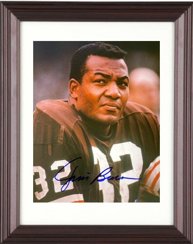 Jim Brown signed Cleveland Browns 8x10 Photo Framed- Beckett Rev/NFL Alumni LOA
