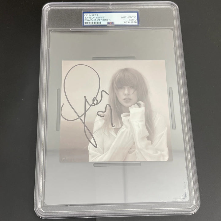 Taylor Swift Signed CD Insert PSA/DNA Autographed TTPD Album