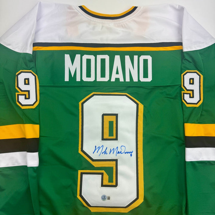 Autographed/Signed Mike Modano HOF 2014 Minnesota Green Jersey Beckett COA