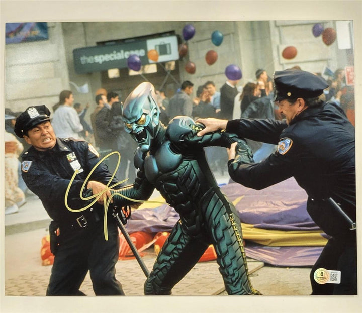 Willem Dafoe signed Green Goblin 11x14 photo Spider-Man autograph ~ Beckett BAS