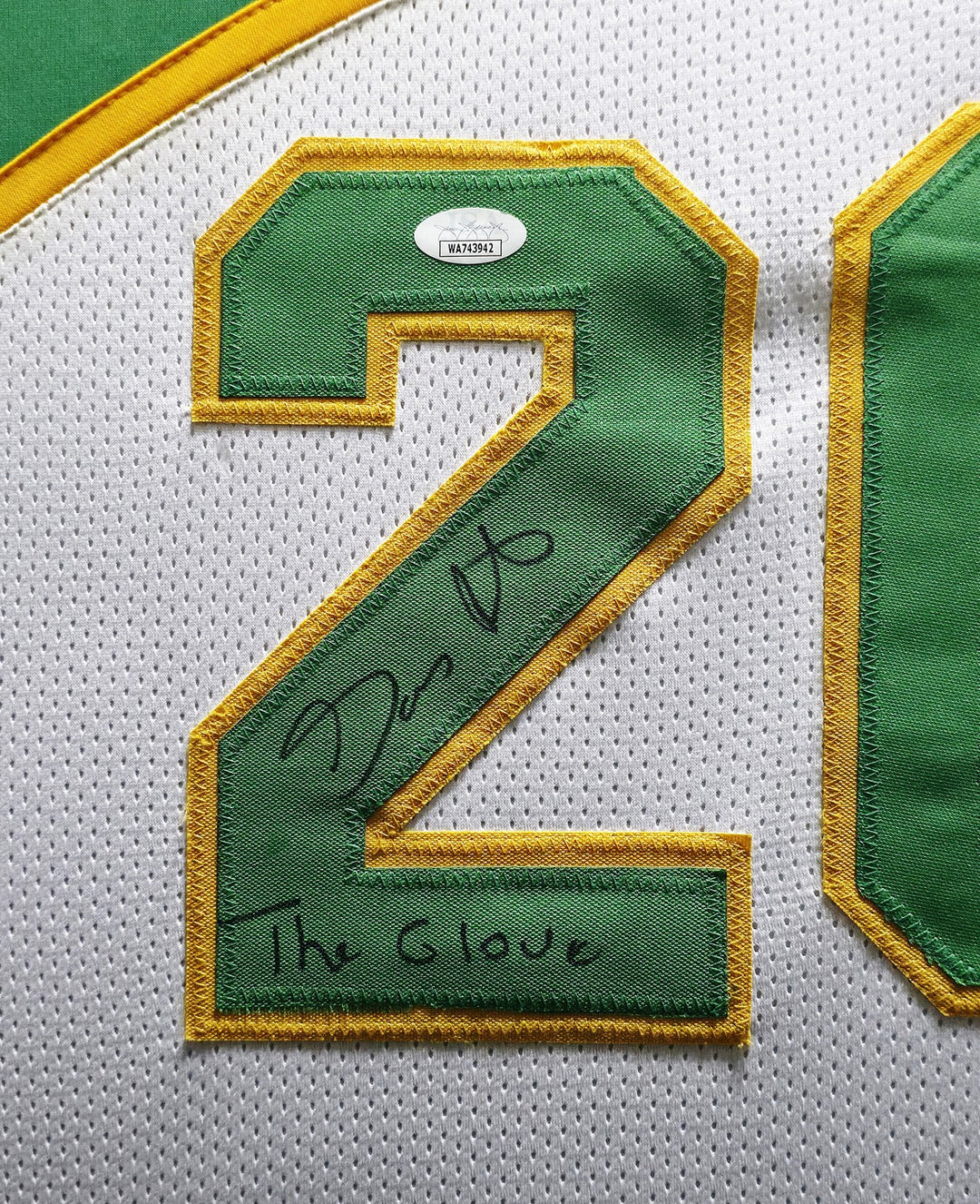Seattle Supersonics Gary Payton Signed Framed White Jersey "The Glove" JSA