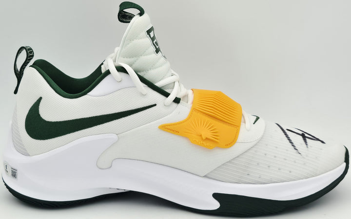 Giannis Auto 2021 (PE) Promo Baylor Nike Zoom Freak 3 Game Shoes Size 16 Beckett