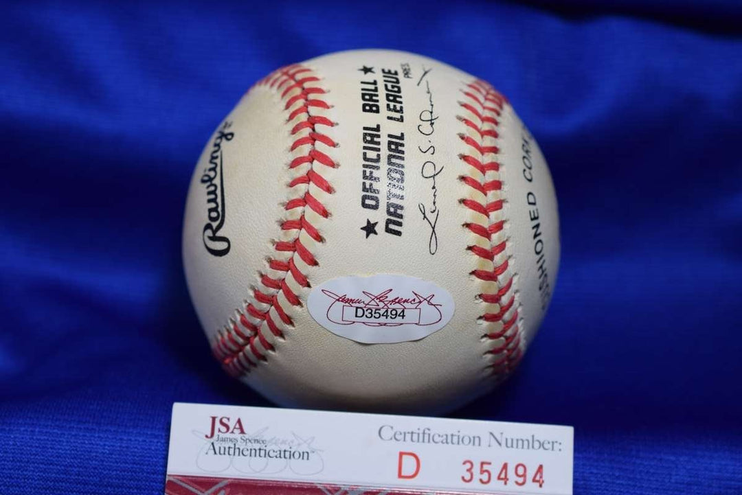 Bobby Thomson JSA COA Autograph National League ONL Signed Baseball OCT 3 1951