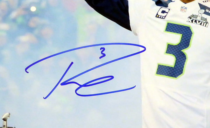 Russell Wilson Signed 16x20 Photo Seattle Seahawks Super Bowl Trophy RW Holo