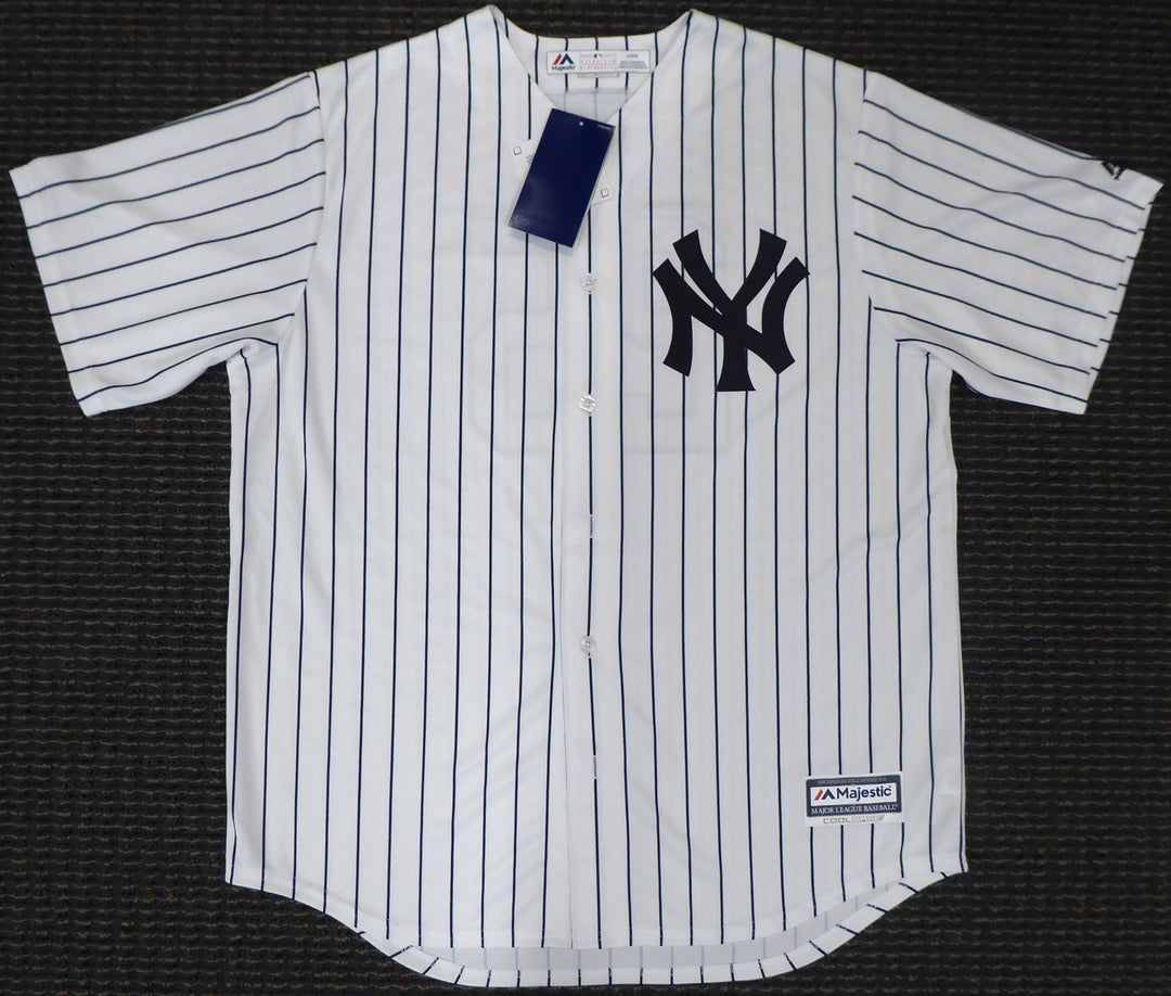 New York Yankees Gleyber Torres Signed White Majestic Cool Base Jersey Size L