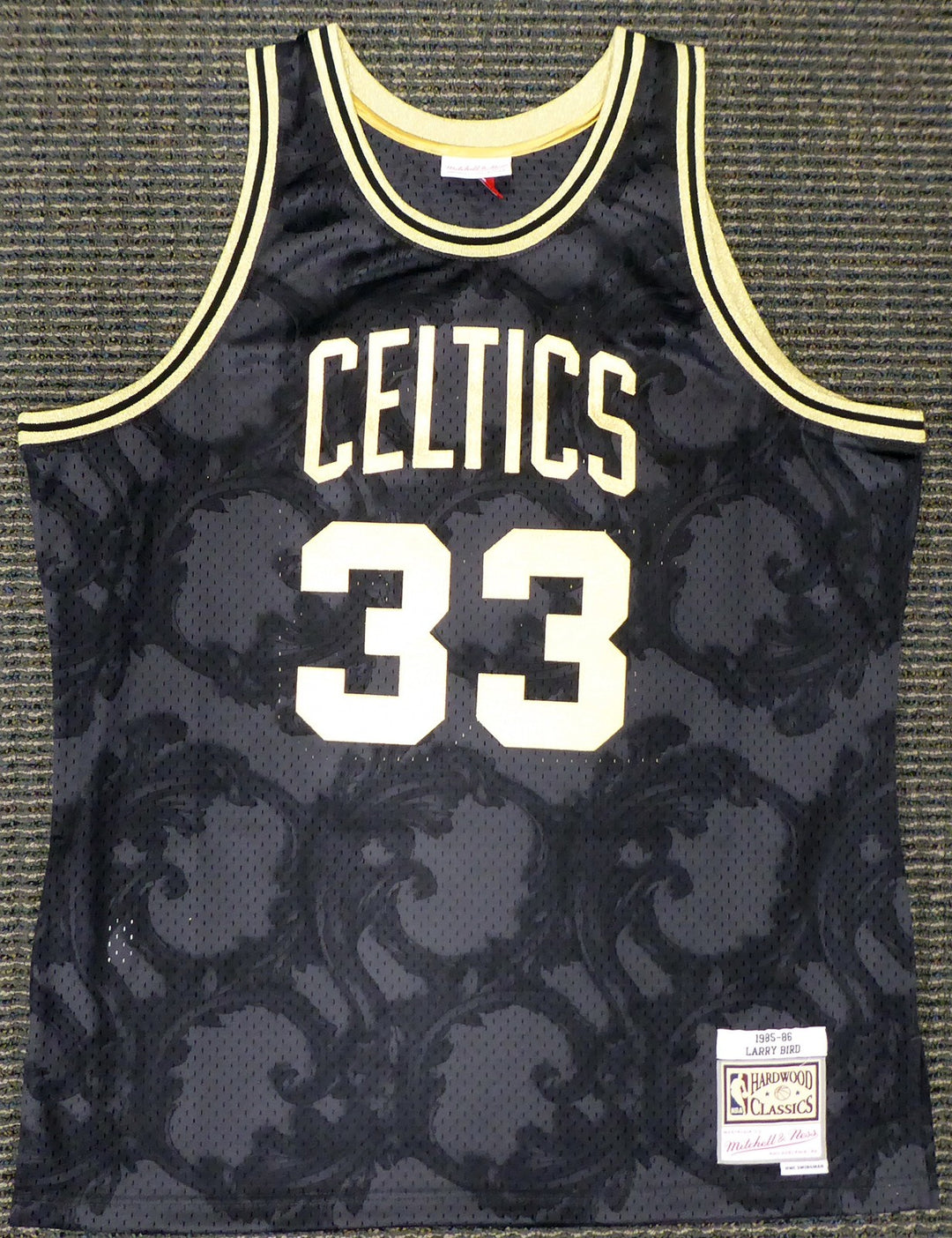 Celtics Larry Bird Auto Black Mitchell Ness GoldToile Swingman Jersey XL Beckett