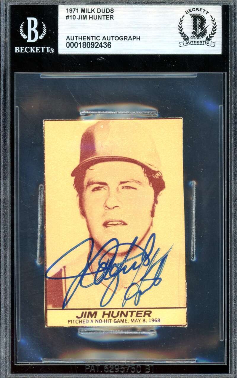 Jim Catfish Hunter Beckett BAS Signed 1971 Milk Duds Autograph