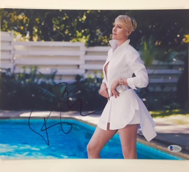 ROBIN WRIGHT Autograph Signed 11x14 Photo ~ BAS Beckett COA ~House of Cards SEXY
