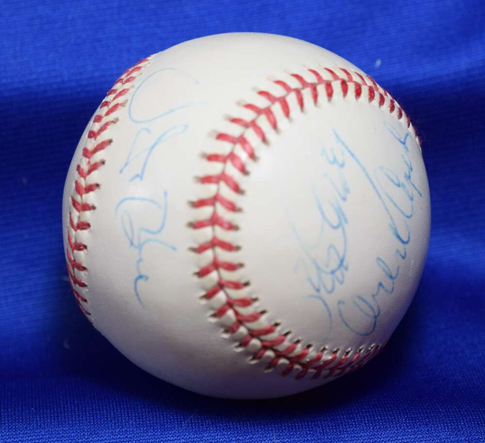 Vida Blue Steve Garvey Orlando Cepeda Upper Deck National League Signed Baseball