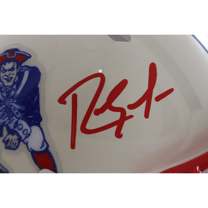 Randy Moss Autographed New England Patriots Retro Mini Helmet Beckett 56319