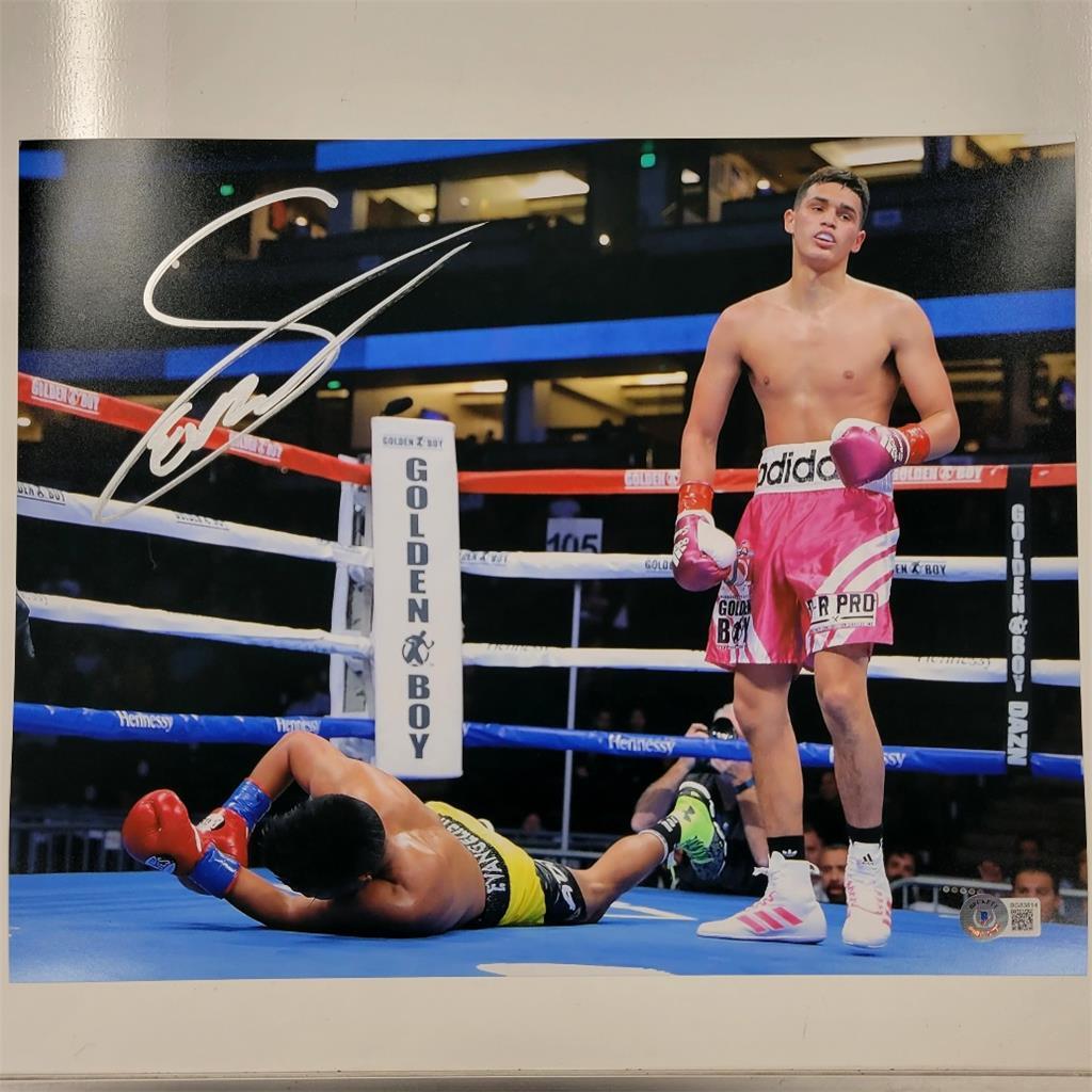 Evan Sanchez signed Boxing 11x14 photo #2 autograph ~ Beckett BAS Holo