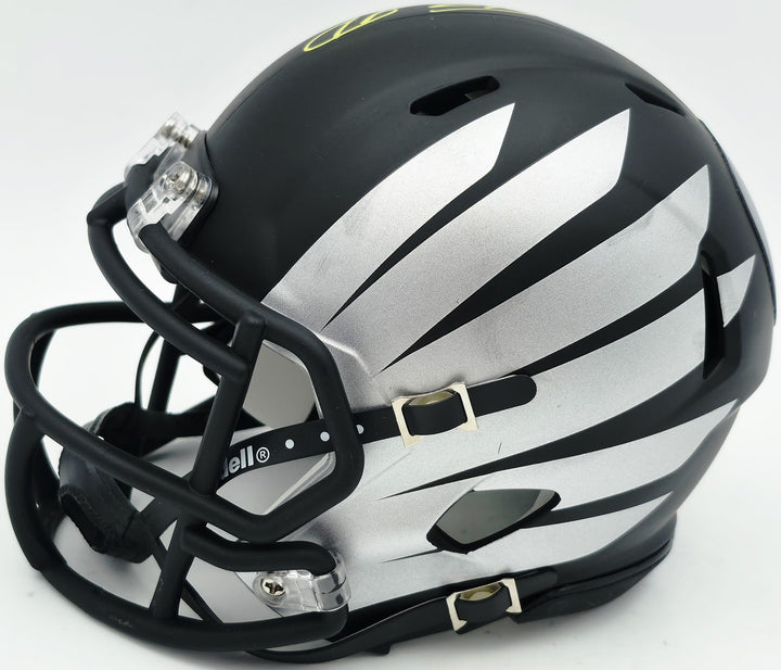 Tez Johnson Signed Oregon Ducks Matte Black Speed Mini Helmet JSA Witness