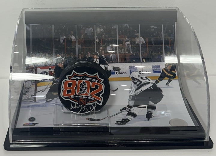 Wayne Gretzky Signed 802 All Time Goal Puck /99 Auto W/ Case Kings UDA COA HOF