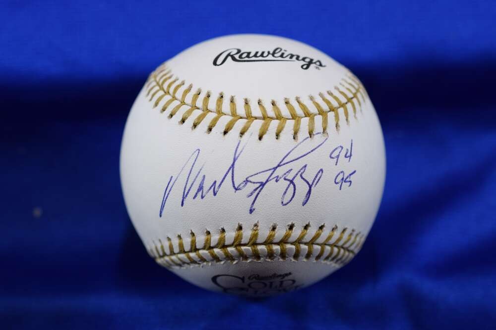 Wade Boggs PSA DNA Autograph Gold Glove Award Signed Baseball