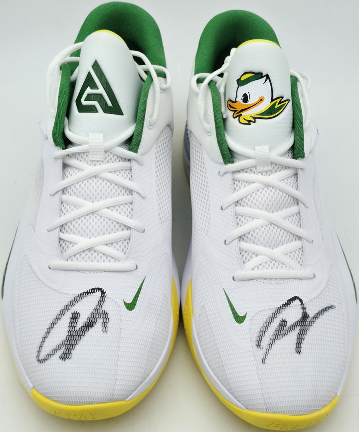 Giannis Auto 2022 (PE) Promo Oregon Nike Zoom Freak 4 Game Shoes Size 16 Beckett