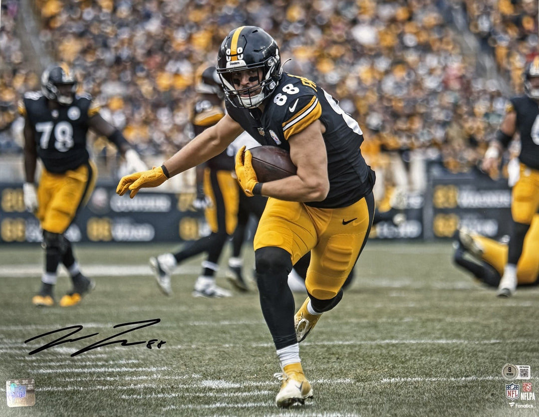 Pat Freiermuth Autographed Pittsburgh Steelers 16x20 Photo Beckett Witness 56964