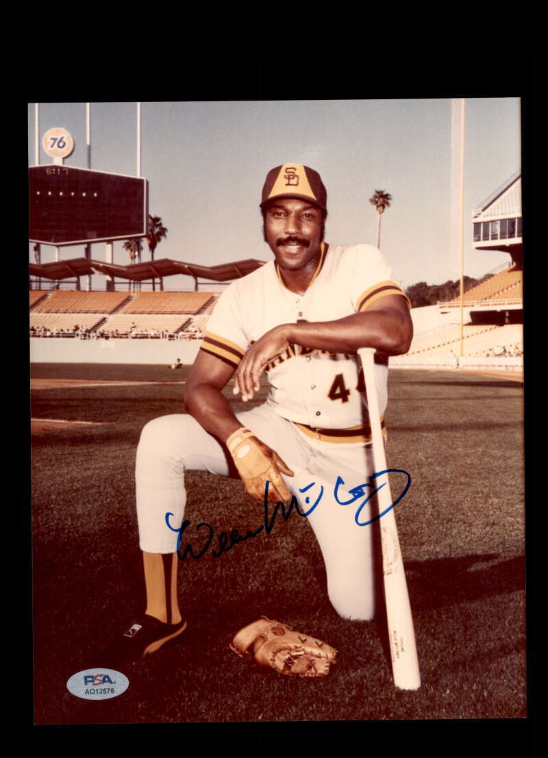 Willie McCovey PSA DNA Signed 8x10 Photo Autograph Padres
