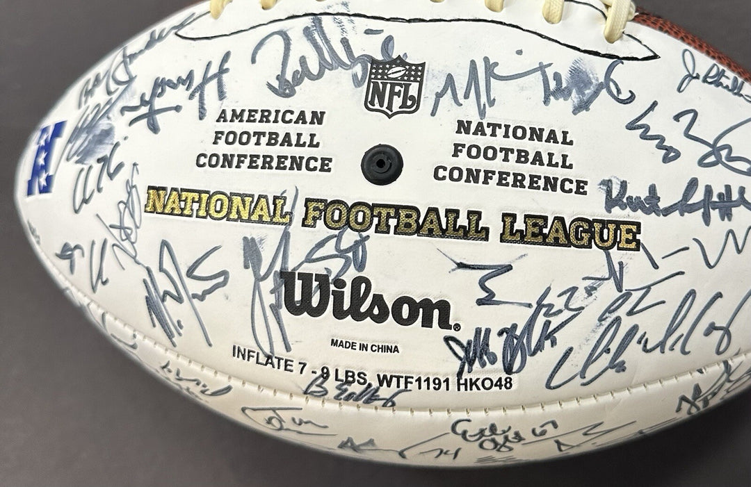 2008 Pro Bowl Team Signed NFL Football Adrian Peterson Tony Romo 40 + Auto Coa