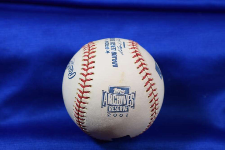 Tom Seaver Topps COA Autograph Major League Signed Baseball