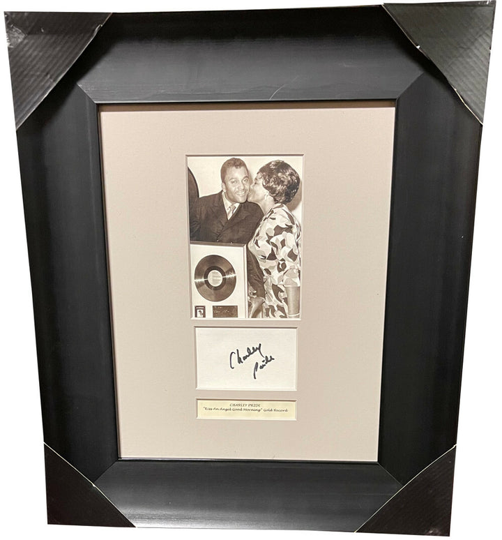 Charley Pride signed 4x3 Cut Signature w/ 4x6 Photo Custom Framing Gold - 16x19